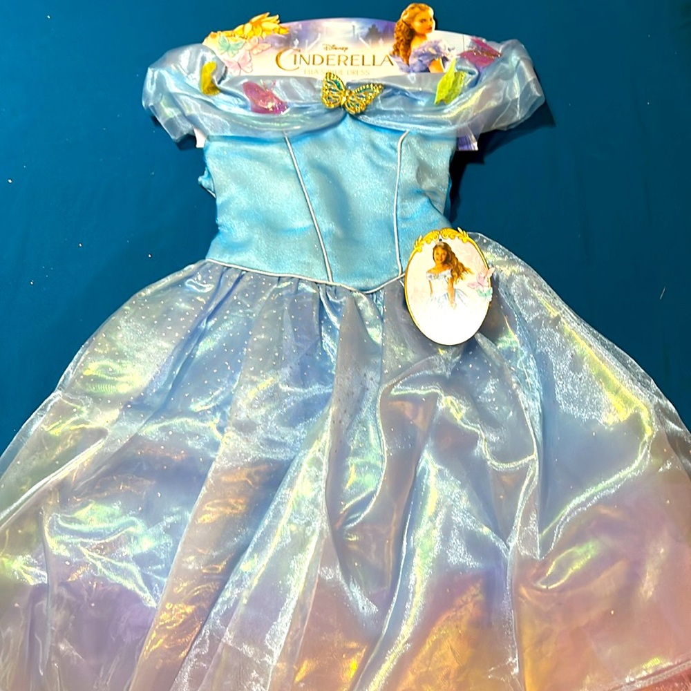 New in package, Disney Cinderella Ella’s Blue Dress Size 4-6X. - Picture 1 of 7